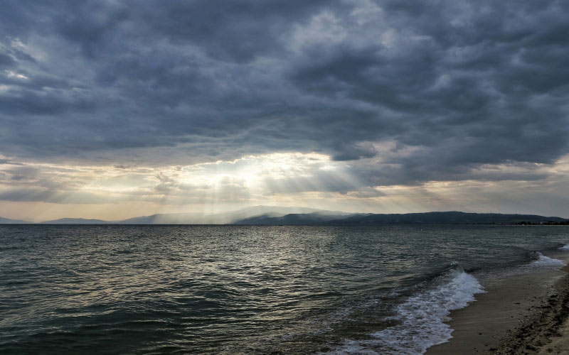 пляж, рассвет, сумерки, горизонт, океан, море, морской пейзаж, буря, лето, солнце, блики солнца, закат, путешествия, вода, волны