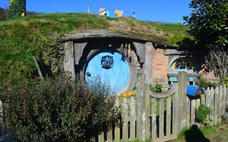 hobbiton, lord of the rings, hobbits, new zealand, lotr, fantasy, house, home