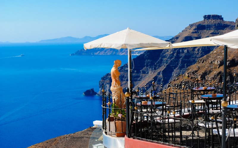 restaurant, cafe, landscape, sea, coast, water, nature, ocean, architecture, sky, white, view, summer, vacation, travel, europe, greek, mediterranean, holiday, island, romantic, blue, tourism, santorini, greece, beautiful, aegean, oia, city